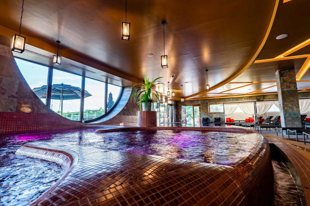 Allure Healthy Hotel & Spa 埃格尔 外观 照片