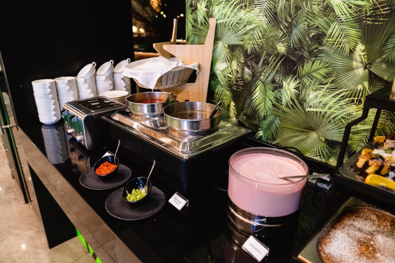 Allure Healthy Hotel & Spa 埃格尔 外观 照片